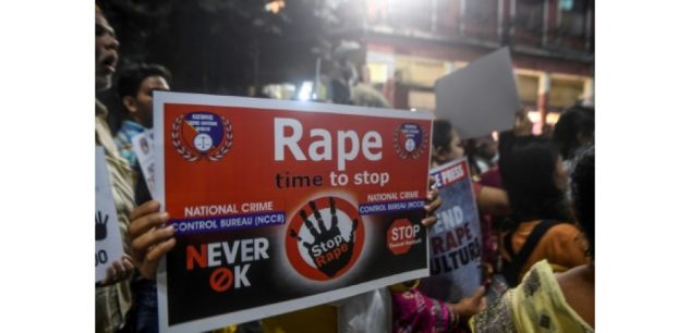 Photo de Inde: des médecins tentent de sauver la vue d’une fillette violée