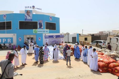 Photo de L’UPR distribue des produits alimentaires pour les dix derniers jours de Ramadan