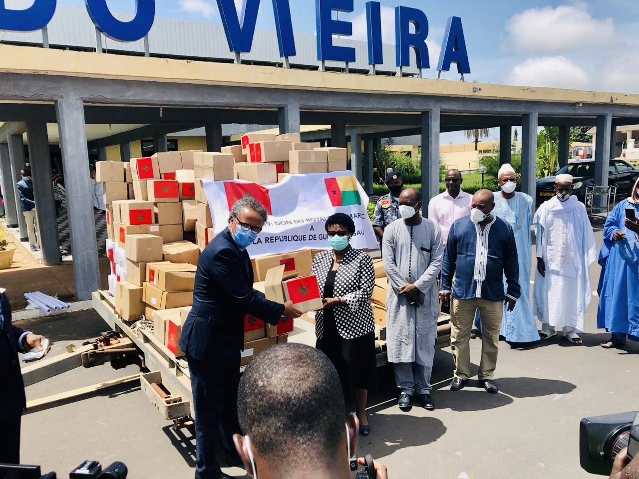 Photo de Guinée Bissau : la Guinée Bissau reçoit les dons marocains pour lutter contre la Covid-19
