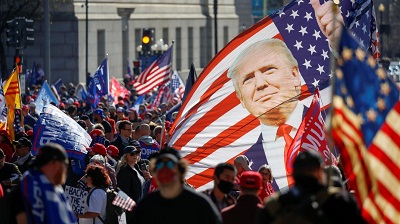 Photo de États-Unis : des manifestants pro-Trump envahissent le Capitole…