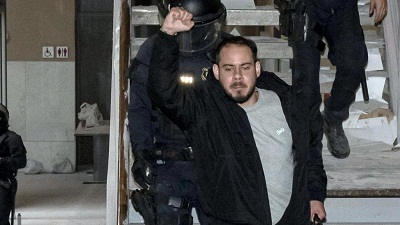 Photo de Arrestation mouvementée d’un artiste catalan à Lérida