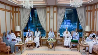 Photo de Le Président reçoit à la Mecque la mission officielle du Hajj