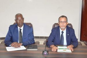 Le Premier ministre préside une réunion avec les nouveaux ministres. 3