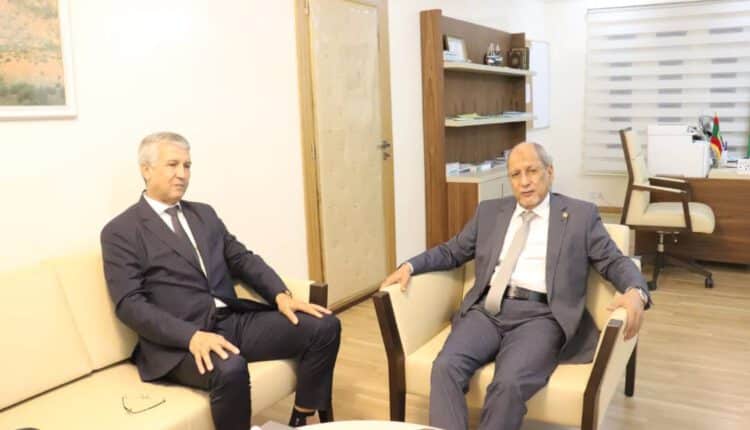 Photo de Le ministre des Pêches s’entretient avec son homologue marocain