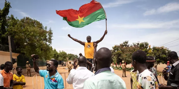 Coup d'État au Burkina Faso : nouveaux tirs et regain de tensions à Ouagadougou