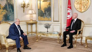 Photo de Kais Saied reçoit le ministre algérien des Affaires étrangères