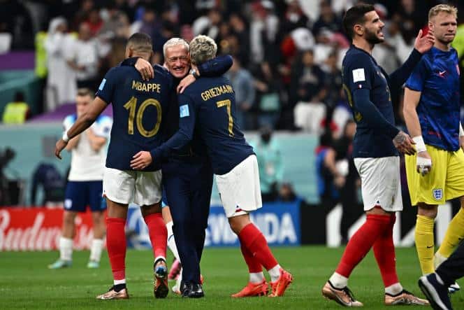 Photo de Coupe du monde 2022 : Didier Deschamps, la bande de titulaires et les remplaçants heureux
