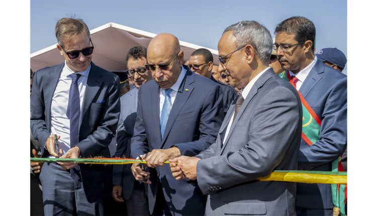 Photo de Le Président de la République inaugure des infrastructures de stockage et de conservation du poisson à Nouadhibou