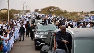 Photo de Aïoun : accueil populaire réservé au Président de la République