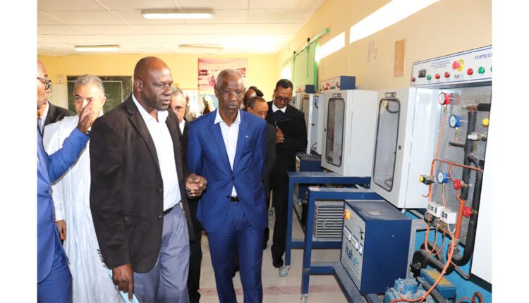 Nouadhibou : Le ministre de l’Emploi s’enquiert du fonctionnement des services relevant de son département