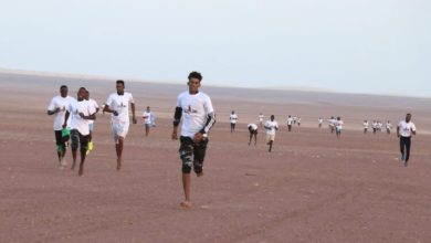 Photo de 10  jeunes lauréats au marathon de Tichit