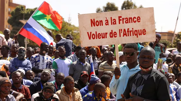 Le Burkina Faso demande le départ des troupes françaises «d’ici un mois»