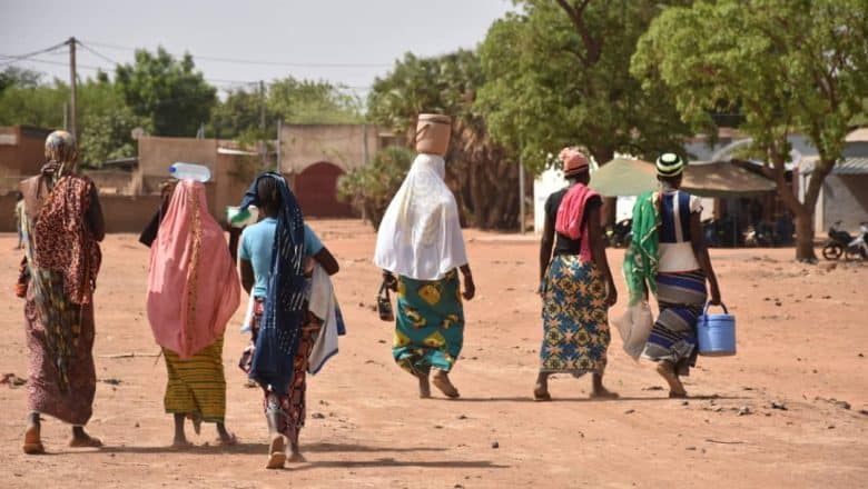 Photo de Burkina: Une cinquantaine de femmes enlevées par des jihadistes