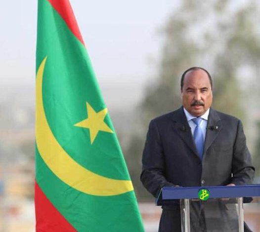 Comparution de l'ex-président et de hauts responsables devant le président du tribunal