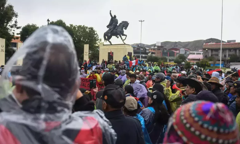 Pérou: grande manifestation attendue à Lima, un nouveau mort dans des affrontements. 1 Pérou: grande manifestation attendue à Lima, un nouveau mort dans des affrontements.