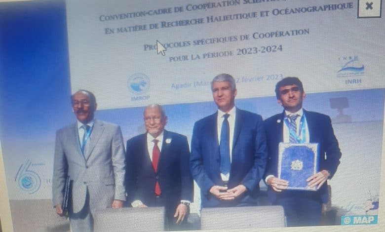 Photo de Maroc-Mauritanie : signature à Agadir d’un protocole spécifique relatif aux actions de coopération en matière de recherche halieutique.