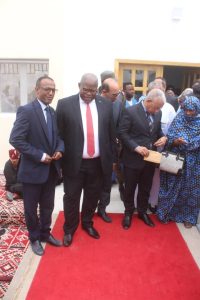 Le ministre de la Santé inaugure le nouveau centre de dialyse de l’hôpital de l’amitié d’Arafat.