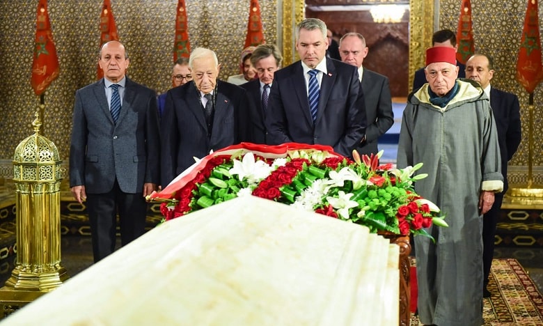 Photo de Le Chancelier fédéral d’Autriche Karl Nehammer visite le mausolée Mohammed V