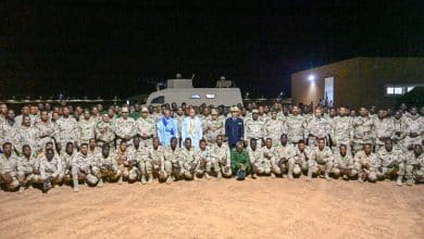 Photo de Le président de la République participe à l’Iftar avec des soldats à la frontière du pays