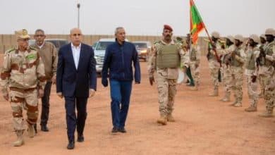 Visite du Président Ghazouani au Bataillon mauritanien du fuseau ouest de la Force Conjointe du G5 Sahel. 8 Photo de Visite du Président Ghazouani au Bataillon mauritanien du fuseau ouest de la Force Conjointe du G5 Sahel.