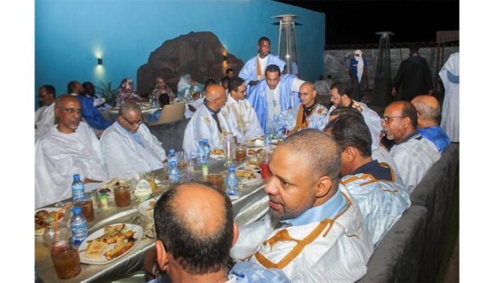 Le ministre de l'Équipement organise un Iftar pour les professionnels des médias.