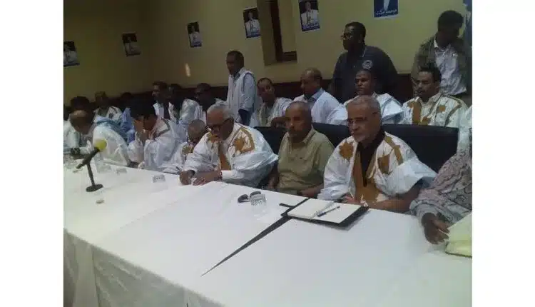 Le parti Insaf organise un meeting politique à Zouerate.