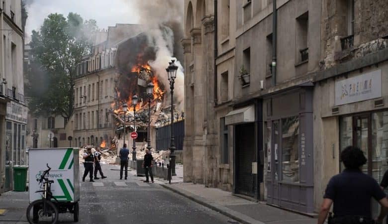 Ce que l'on sait de l'explosion puis l'effondrement d'un immeuble dans le Ve arrondissement de Paris