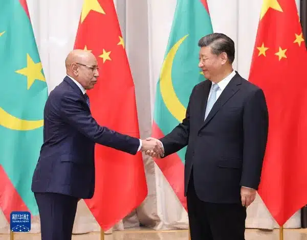 Le président chinois Xi rencontre les dirigeants de la Mauritanie et du Burundi et signe des accords de coopération