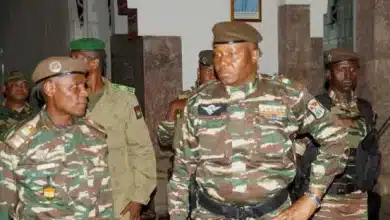 Photo de Au Niger, le régime militaire annonce vouloir poursuivre le président Bazoum pour haute trahison