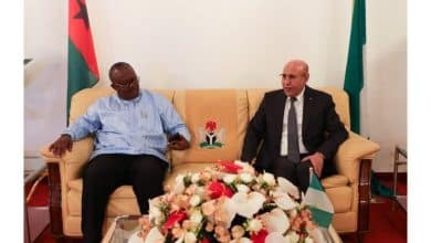Photo de Le président de la République s’entretient avec le président de la République de Guinée-Bissau