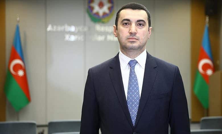 L'Azerbaïdjan réagit au président français Macron