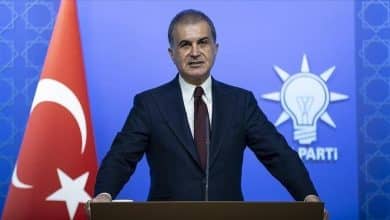 Photo de Türkiye : L’AK Parti condamne les provocations visant le Président Erdogan en Suède