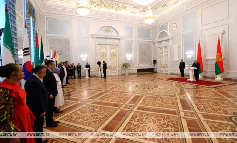 Loukachenko: la Biélorussie est intéressée par l'élargissement du partenariat avec le Ghana et la Mauritanie