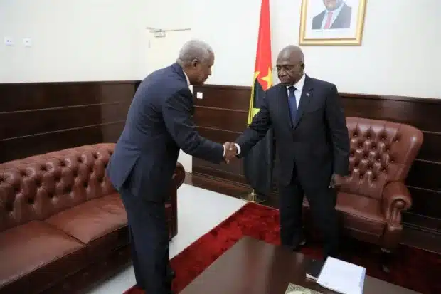 Photo de L’Angola et la Mauritanie discutent du renforcement de la coopération