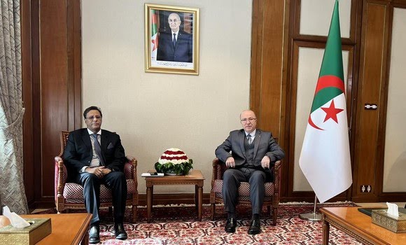 Dzair Scoop - Le Premier Ministre reçoit l’Ambassadeur de Mauritanie en Algérie