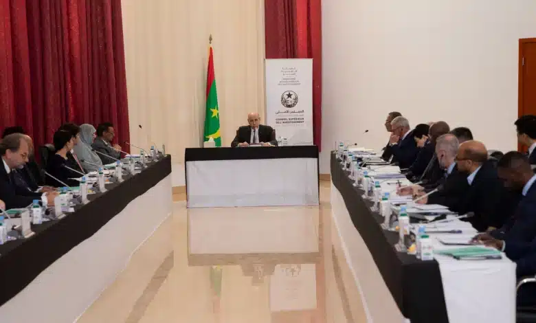 Le Président de la République préside une réunion du conseil supérieur de l’investissement