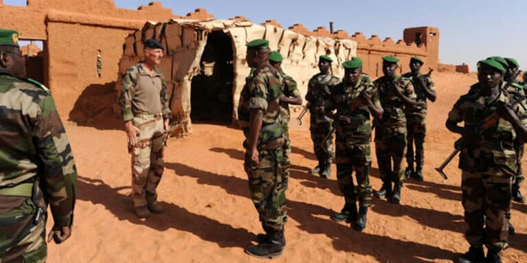 Le Parlement tchadien exige le retrait des troupes françaises