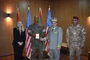 Le ministre de la Défense s’entretient avec le Cdt d’AFRICOM