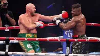 Photo de Tyson Fury a été éliminé mais a battu Francis Ngannou par décision partagée