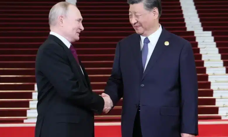 Les conflits "renforcent" le lien Moscou-Pékin, selon Poutine