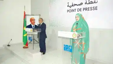 Photo de Deux ministres commentent les réusultats du conseil hebdomadaire