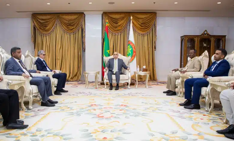 Photo de Le Président de la République reçoit les membres de l’ONA