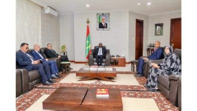 Photo de Le ministre des Affaires étrangères reçoit l’ambassadeur de Palestine