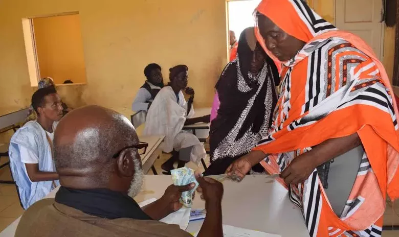 Photo de Mauritanie : L’argent liquide pour les familles touchées par l’insécurité alimentaire offre « choix et dignité » .