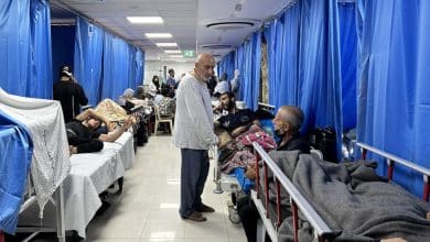 Photo de En direct : l’OMS dit avoir perdu la communication avec ses contacts à l’hôpital Al-Shifa à Gaza