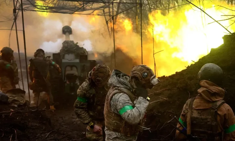 Les deux camps en guerre en Ukraine ont brûlé des quantités insensées de munitions