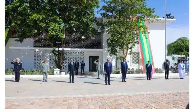 Photo de Le Président de la République préside, au palais présidentiel à Nouakchott, la cérémonie de levée de couleurs