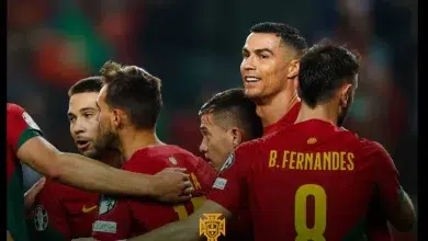 Photo de Le Portugal a battu l’Islande 2-0 lors des qualifications
