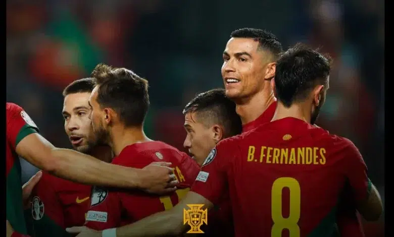 Le Portugal a battu l'Islande 2-0 lors des qualifications