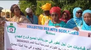 Kaédi : les Femmes leaders pour le Développement Mauritanie pour tous distribuent des kits scolaires aux écoles.